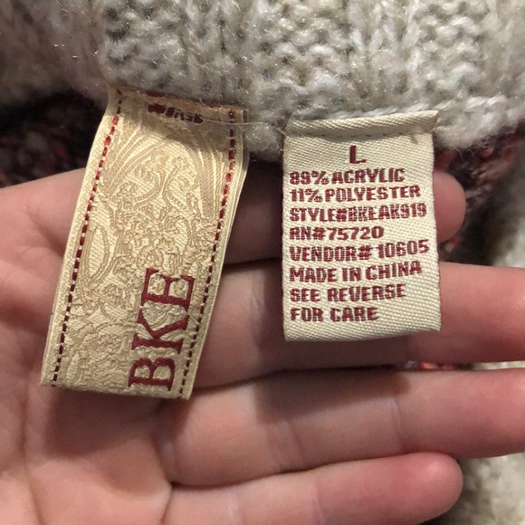 Buckle cardigan sweater - Picture 5 of 5